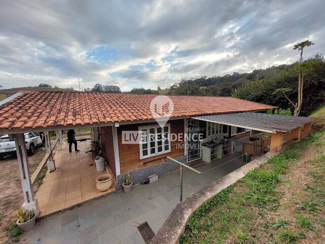 #7326 - Casa em condomínio ou Chácara para Venda em Itatiba - SP