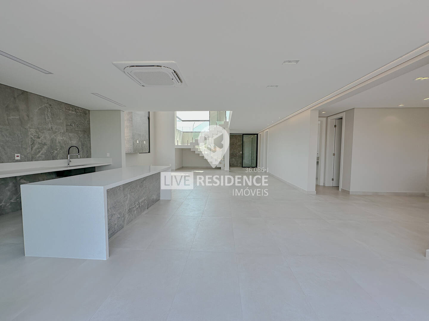 Casa à venda com 4 quartos, 352m² - Foto 19