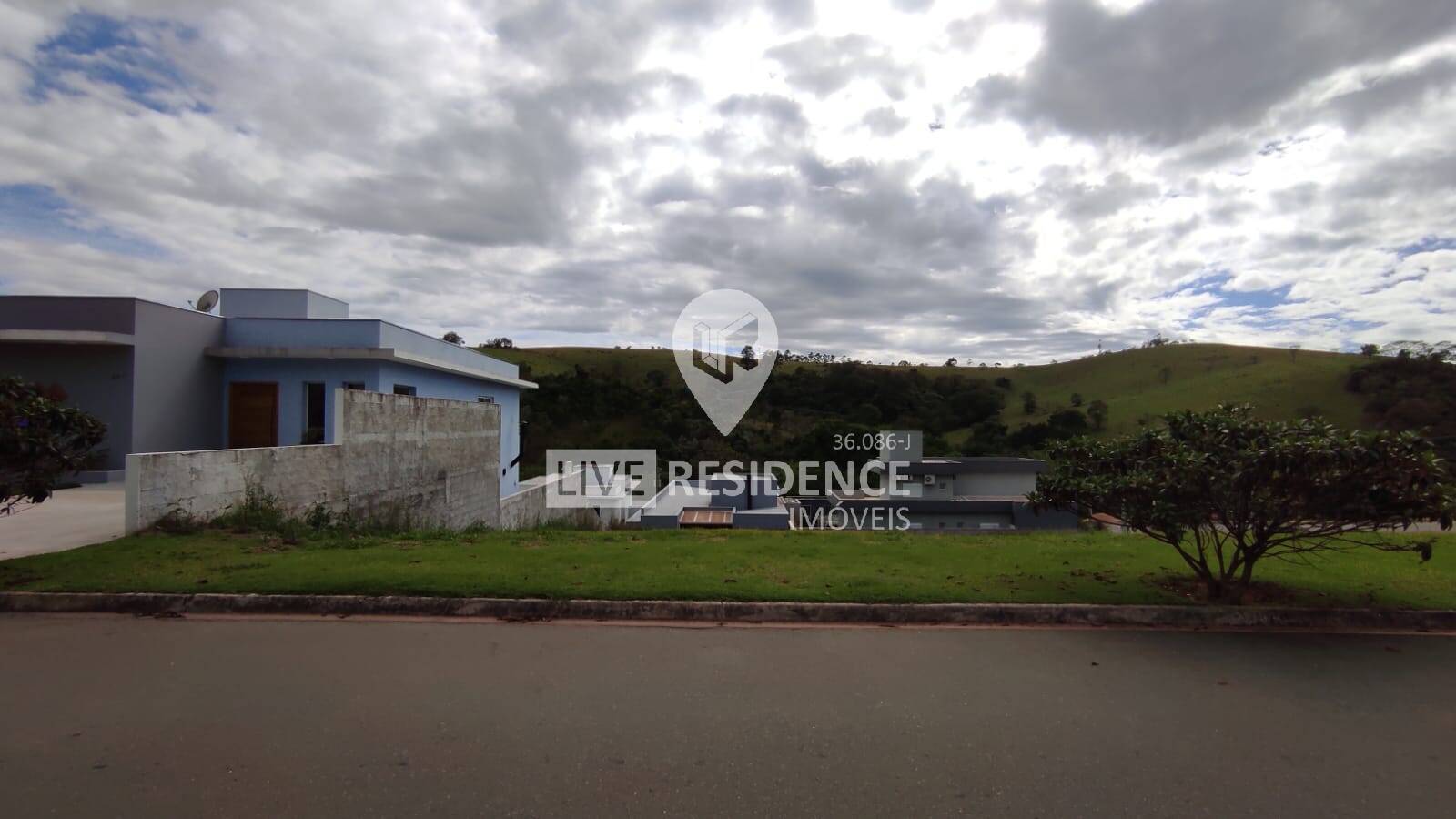 Terreno à Venda no Condomínio Ecologie Residencial em Itatiba, SP