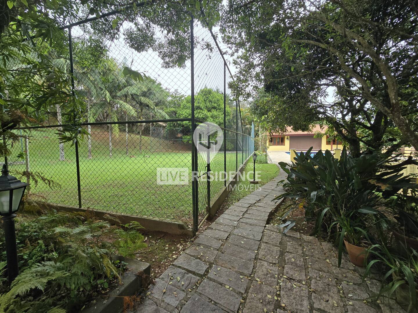 Chácara à Venda no Condomínio Itaembú, Itatiba - SP