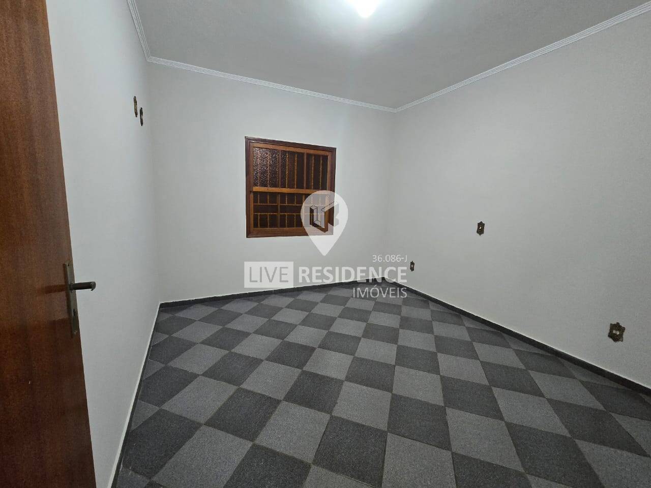 Casa à venda com 4 quartos, 210m² - Foto 10