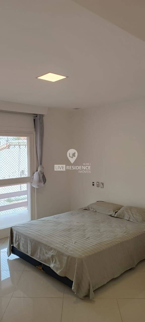 Casa à venda com 3 quartos, 318m² - Foto 33