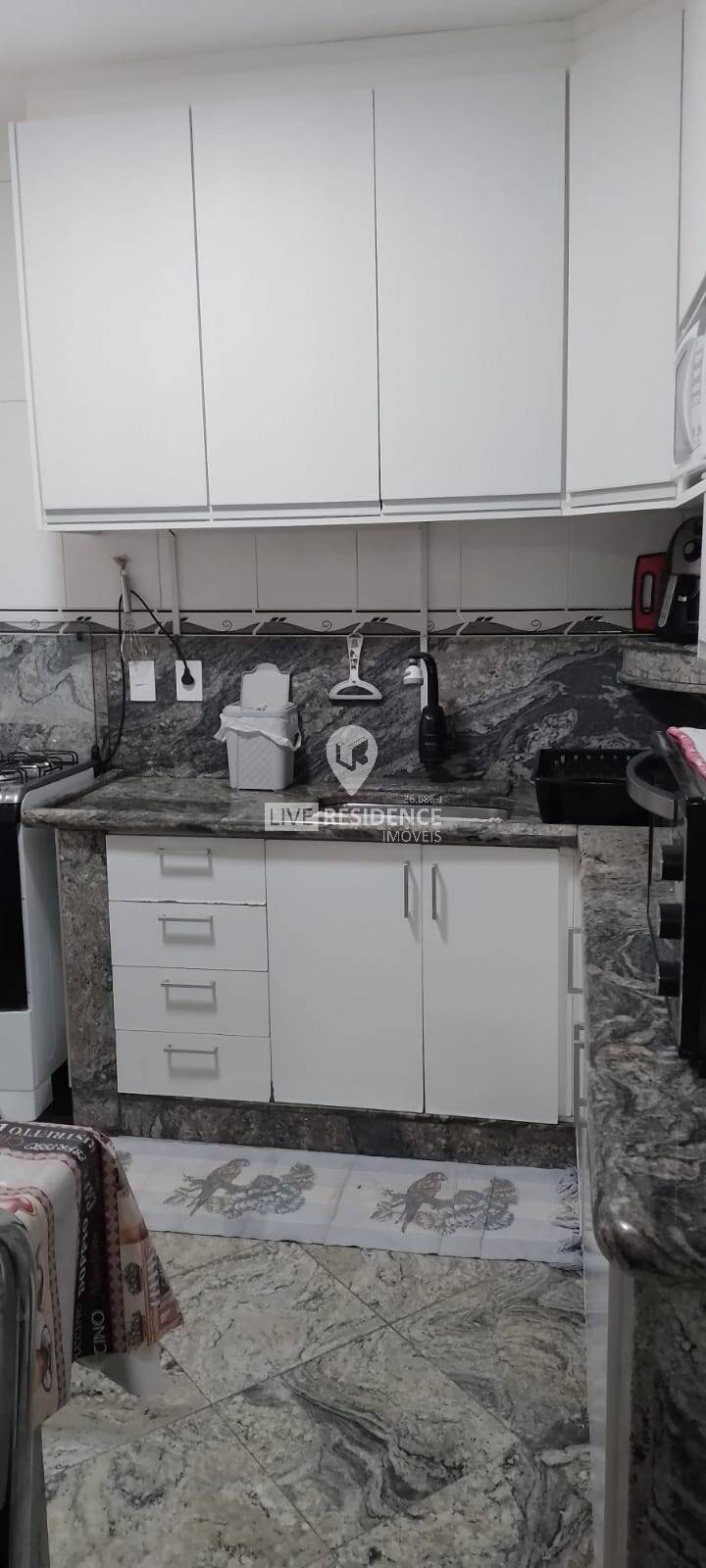 Casa à venda com 2 quartos, 80m² - Foto 11