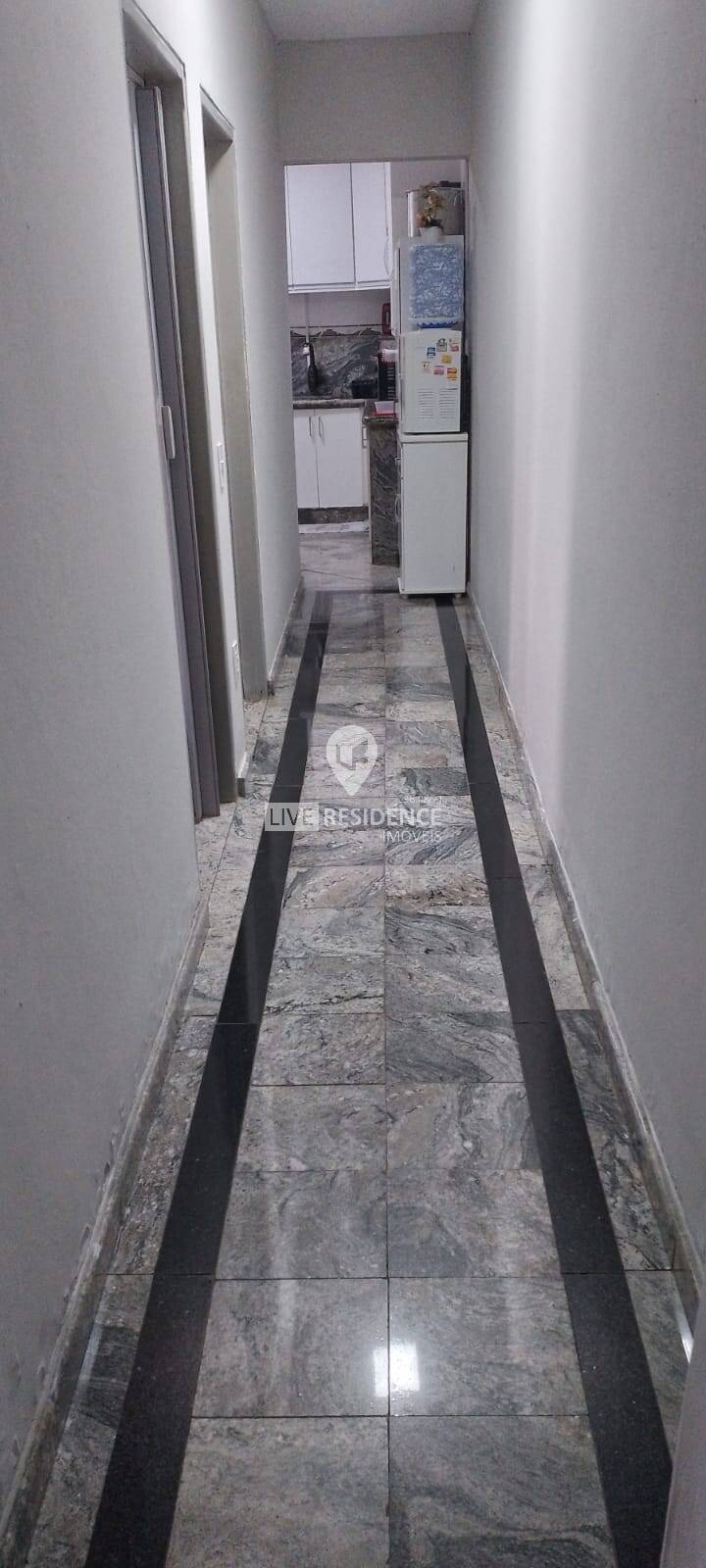 Casa à venda com 2 quartos, 80m² - Foto 18