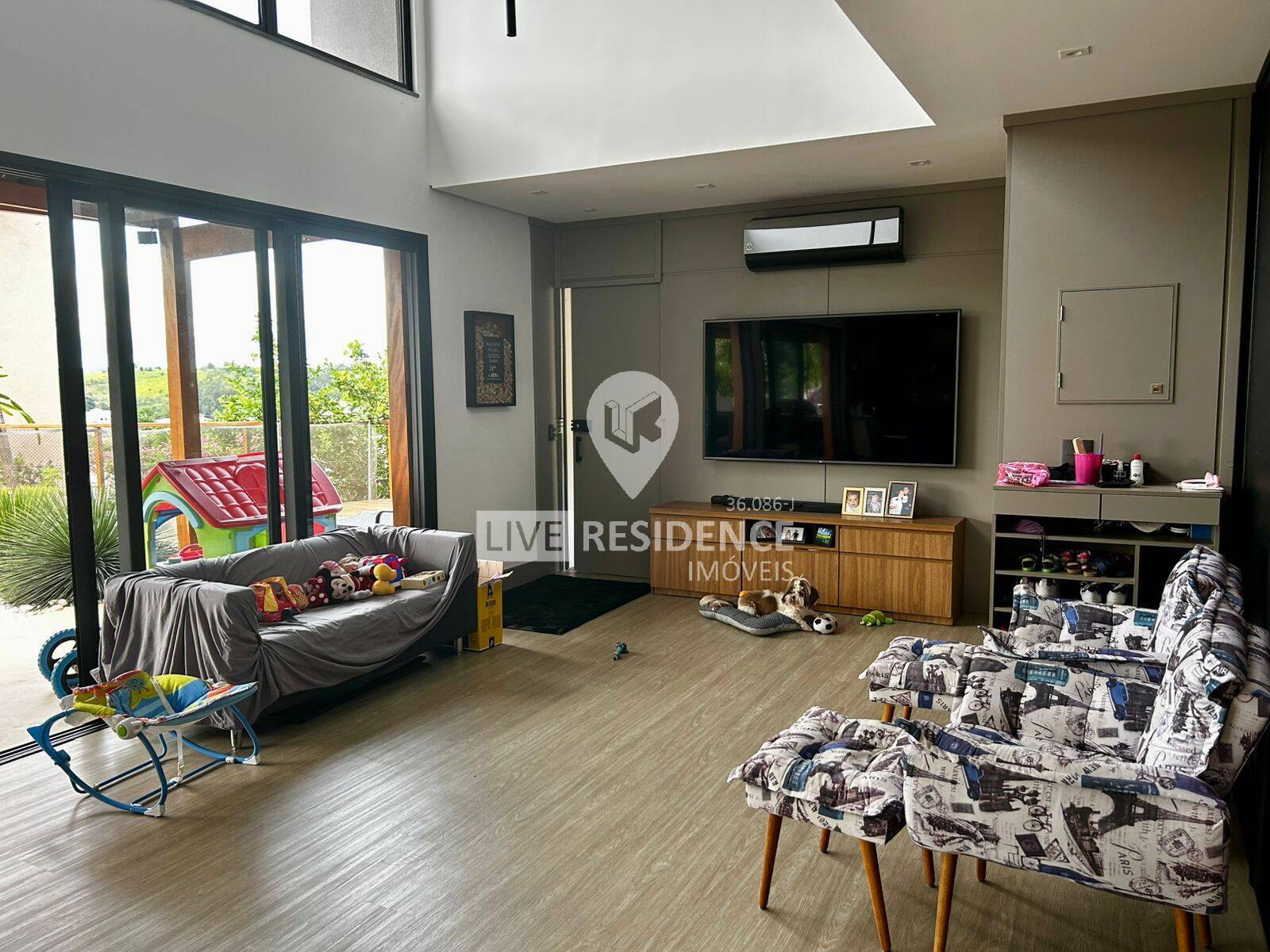 Casa à venda com 3 quartos, 315m² - Foto 15