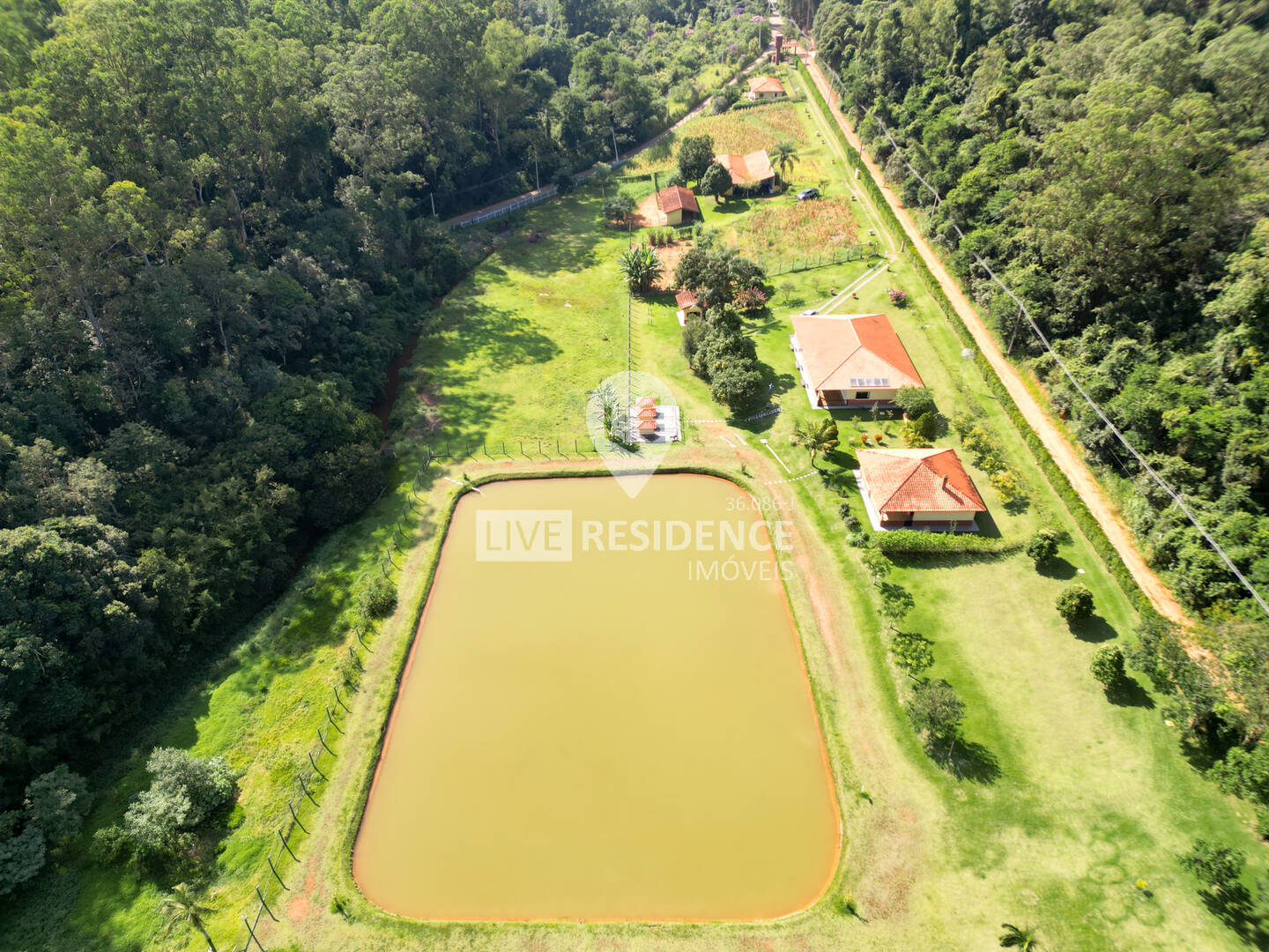 Sítio à venda em Itatiba com 24.200 m² - Itatiba/SP